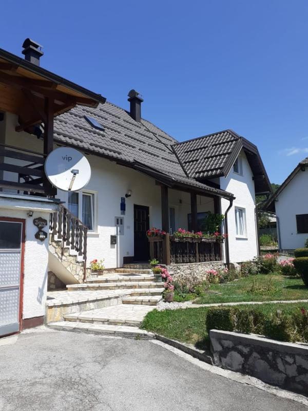 Guesthouse Milka Poljanak Exteriör bild